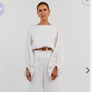 Dissh MOLLY WHITE LINEN CROP TOP